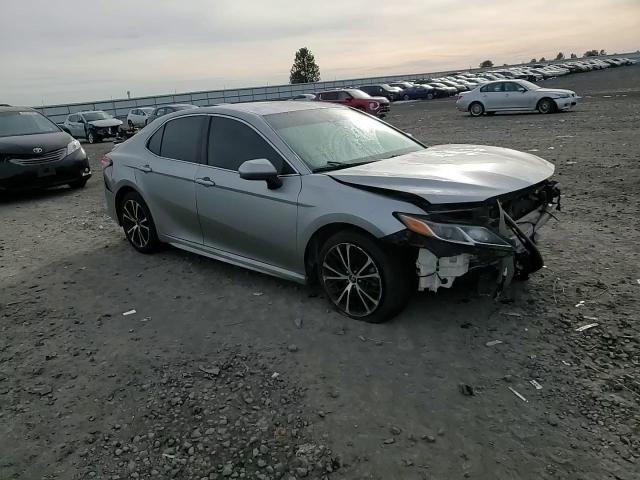 2019 Toyota Camry - Image 10