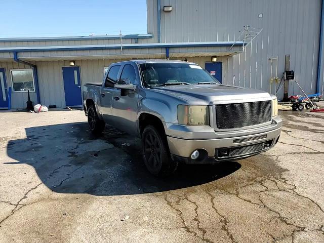 2012 GMC Sierra - Image 14