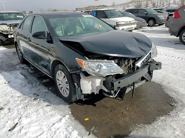 2013 Toyota Camry - Image 14