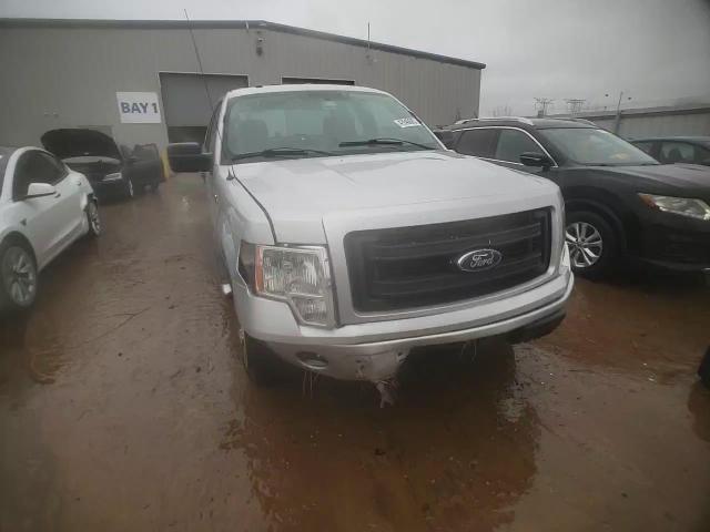 2013 Ford F-150 - Image 13