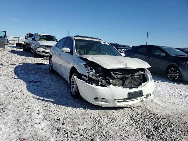 2012 Nissan Altima - Image 11
