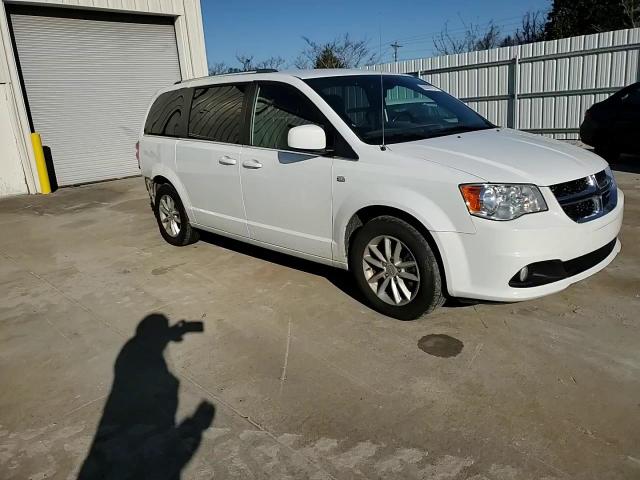 2019 Dodge Caravan - Image 11