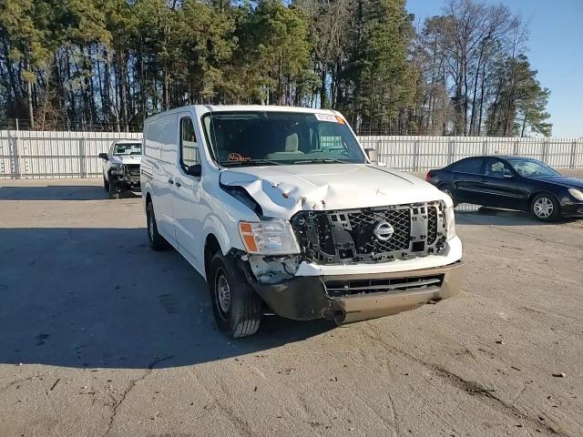 2014 Nissan NV - Image 11