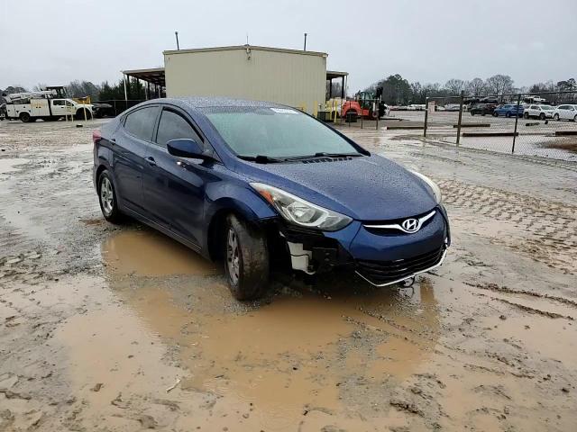 2015 Hyundai Elantra - Image 13