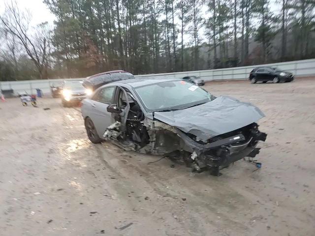 2021 Hyundai Elantra - Image 10