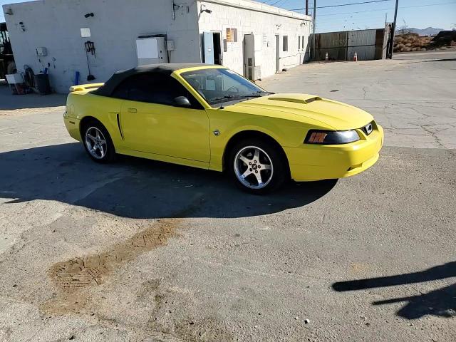 2003 Ford Mustang - Image 11