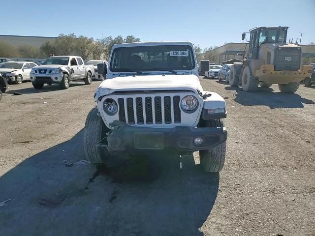 2021 Jeep Gladiator - Image 11