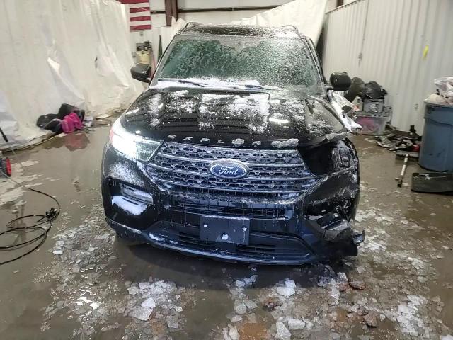 2021 Ford Explorer - Image 12