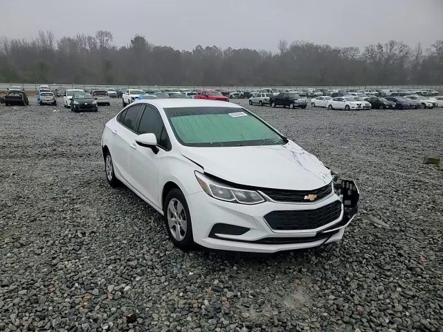 2016 Chevrolet Cruze - Image 13