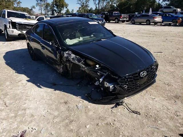 2021 Hyundai Sonata - Image 11