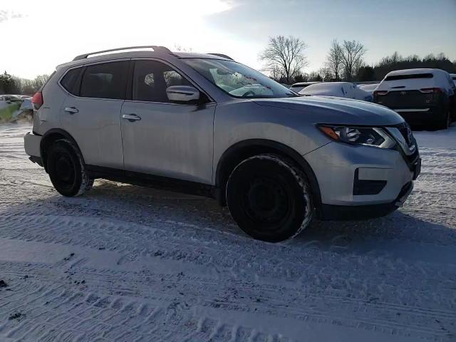 2017 Nissan Rogue - Image 11