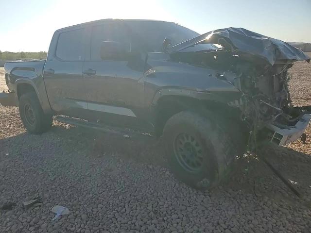 2023 Toyota Tundra - Image 11