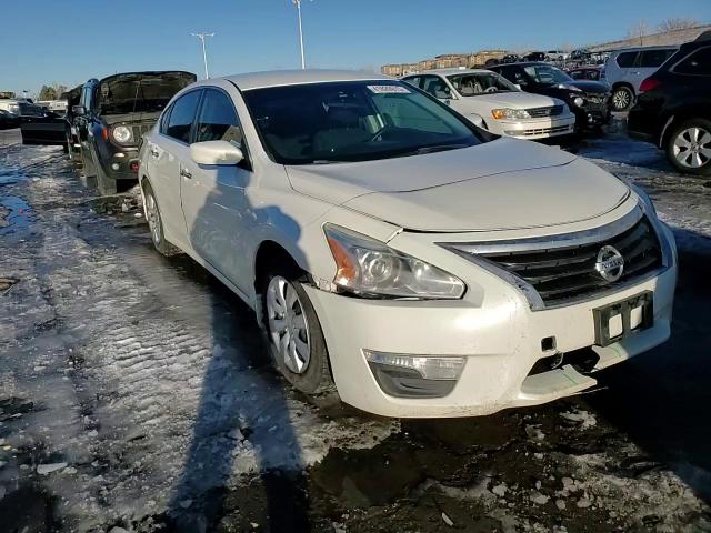 2015 Nissan Altima - Image 14