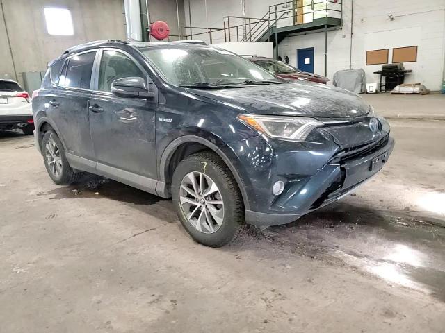 2017 Toyota RAV 4 - Image 11