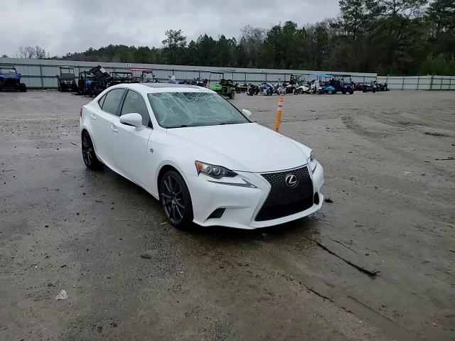 2016 Lexus IS - Image 11