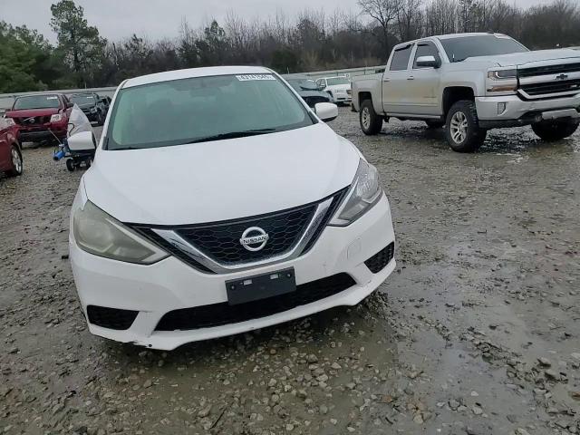 2017 Nissan Sentra - Image 10