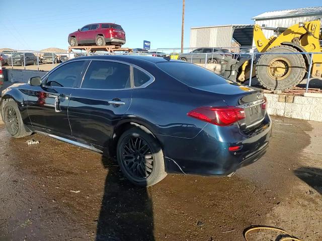 2015 Infiniti Q70 - Image 13