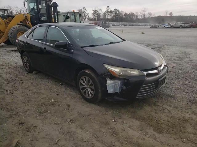 2015 Toyota Camry - Image 11