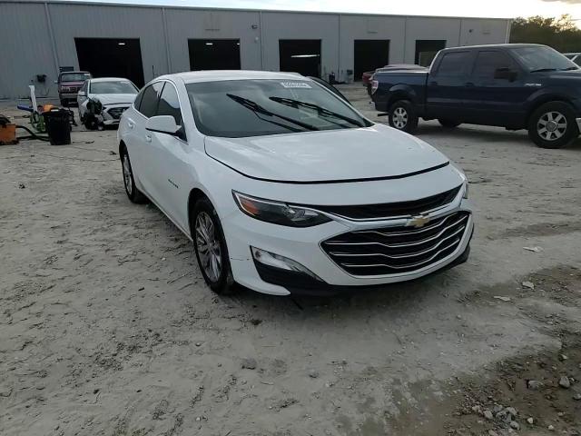 2019 Chevrolet Malibu - Image 10