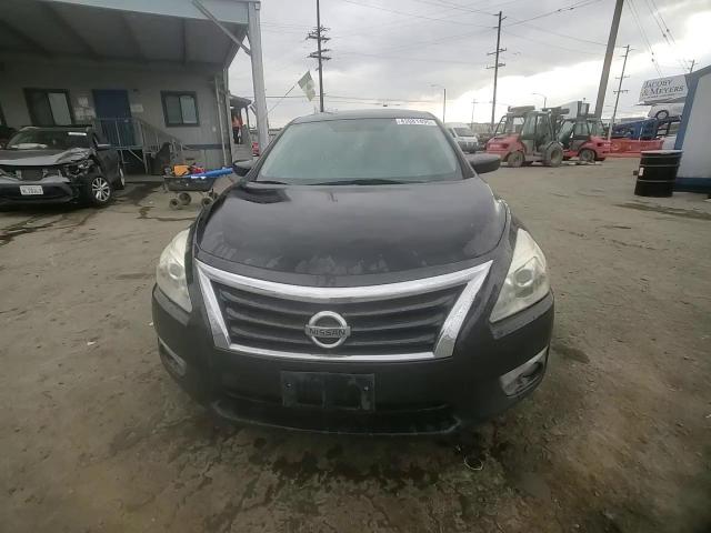 2015 Nissan Altima - Image 11