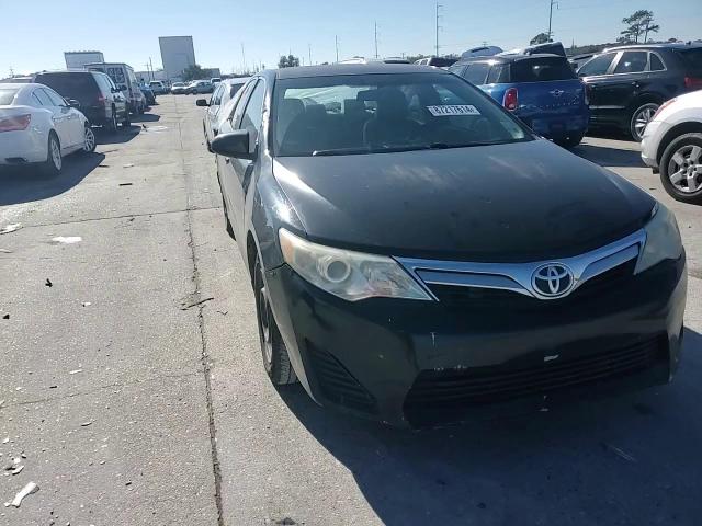2013 Toyota Camry - Image 10