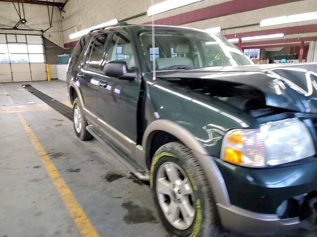 2003 Ford Explorer - Image 12