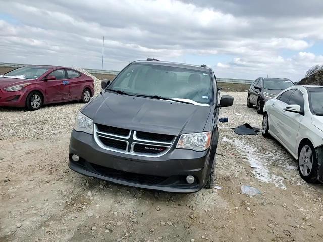 2018 Dodge Caravan - Image 11