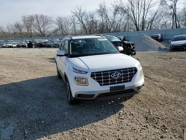 2022 Hyundai Venue - Image 14