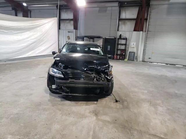 2014 Volkswagen Jetta - Image 11
