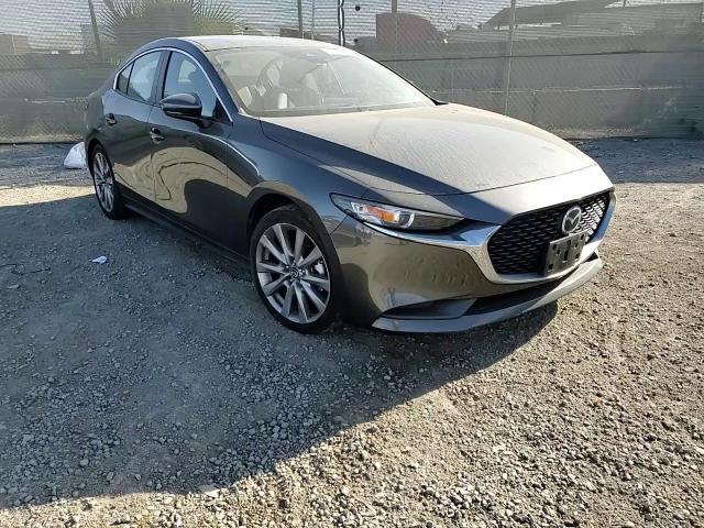 2021 Mazda 3 - Image 10