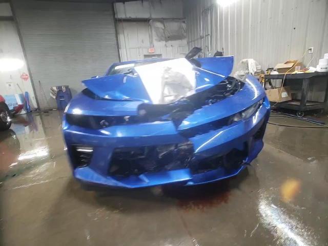 2016 Chevrolet Camaro - Image 13