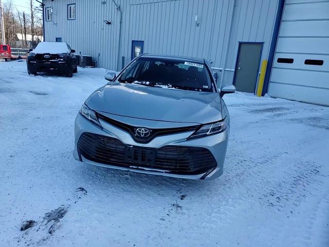 2019 Toyota Camry - Image 11