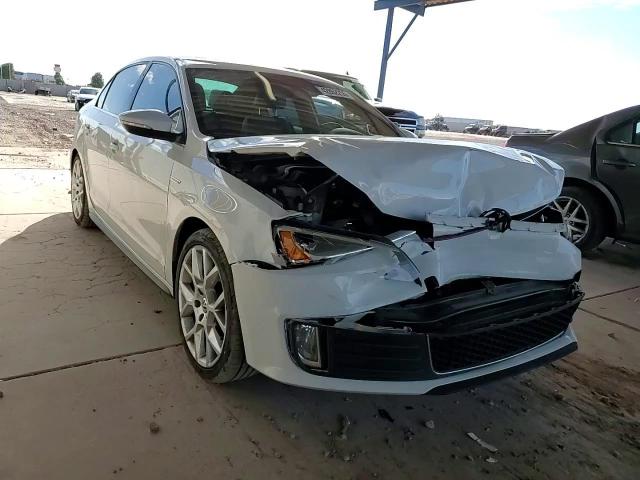 2014 Volkswagen Jetta - Image 11