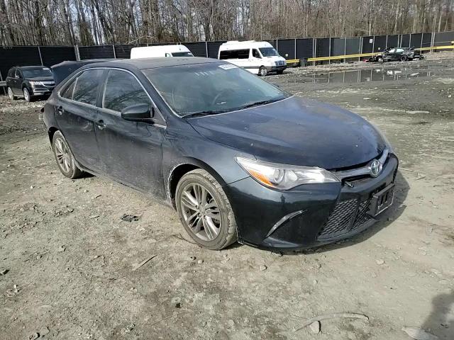 2015 Toyota Camry - Image 10