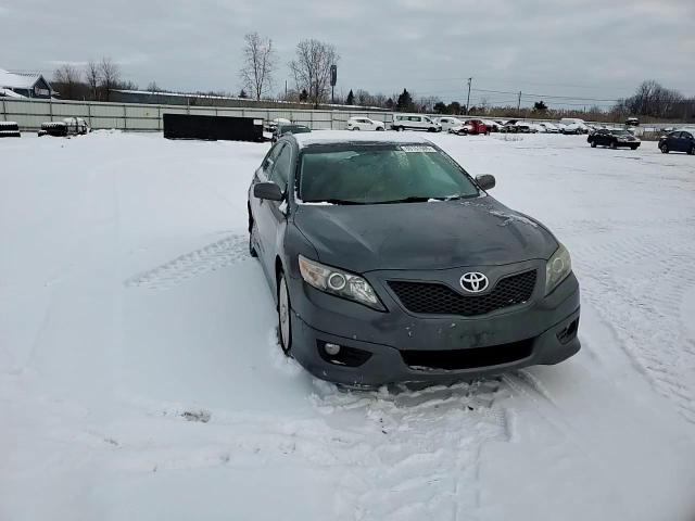 2010 Toyota Camry - Image 11