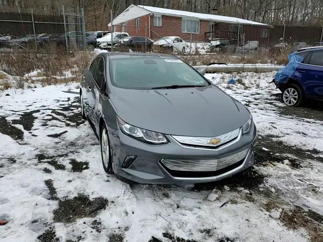 2018 Chevrolet Volt - Image 10