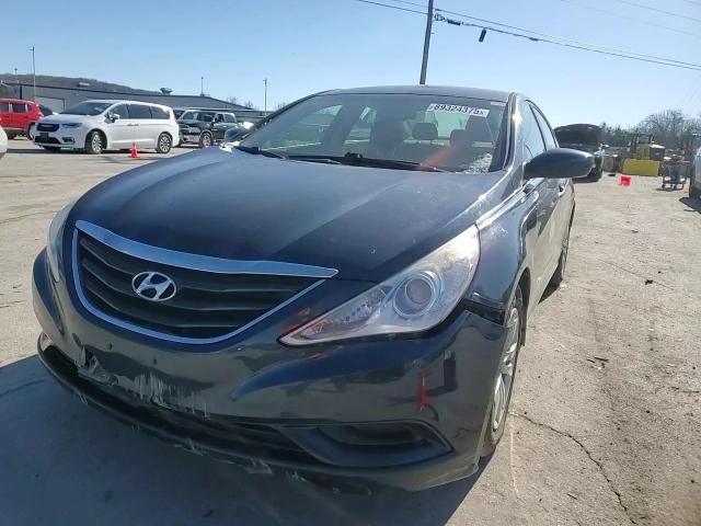 2012 Hyundai Sonata - Image 10
