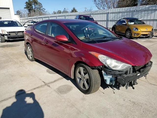 2013 Hyundai Elantra - Image 10