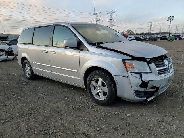 2008 Dodge Caravan - Image 11
