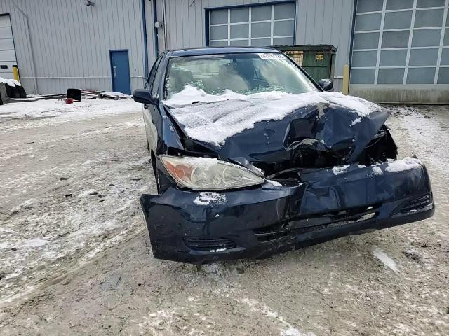 2004 Toyota Camry - Image 11