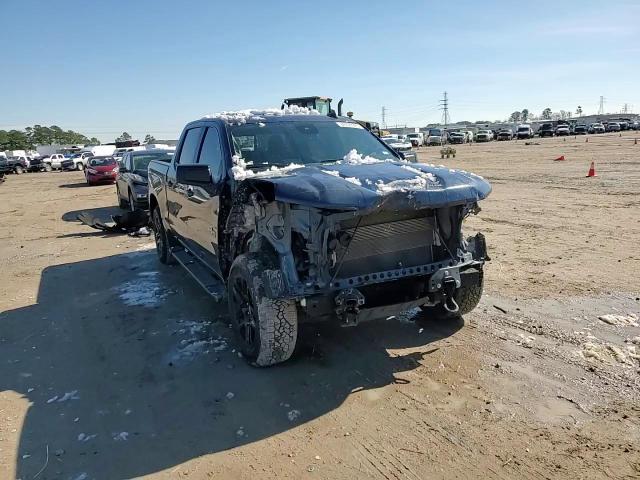 2022 Chevrolet Silverado - Image 11