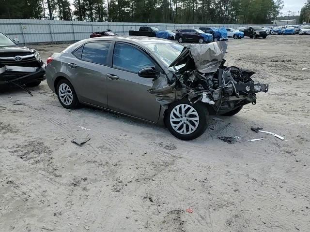 2018 Toyota Corolla L VIN: 2T1BURHE7JC079580 Lot: 43484495