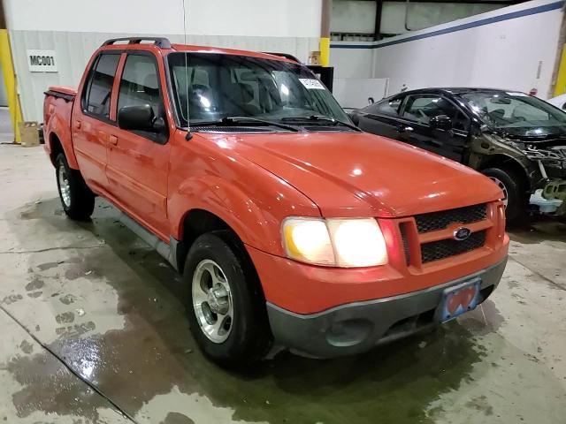 2004 Ford Explorer - Image 10
