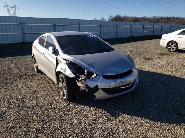 2012 Hyundai Elantra - Image 10