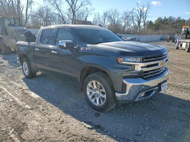 2020 Chevrolet Silverado - Image 13