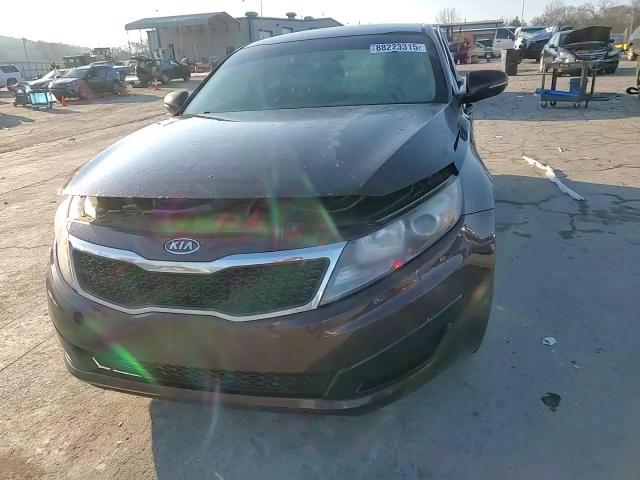 2011 Kia Optima - Image 11