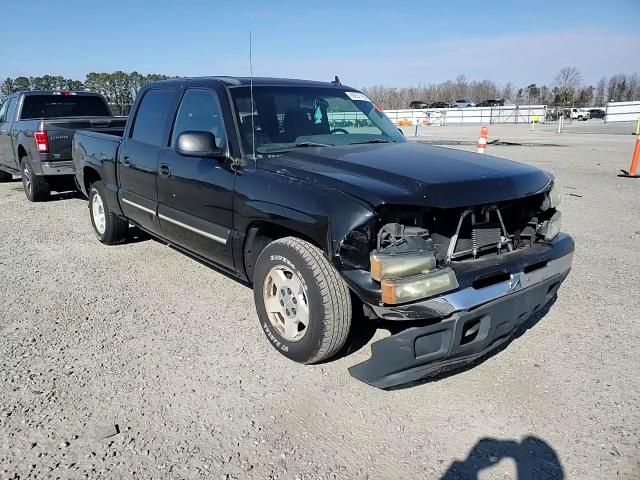 2006 Chevrolet Silverado - Image 10