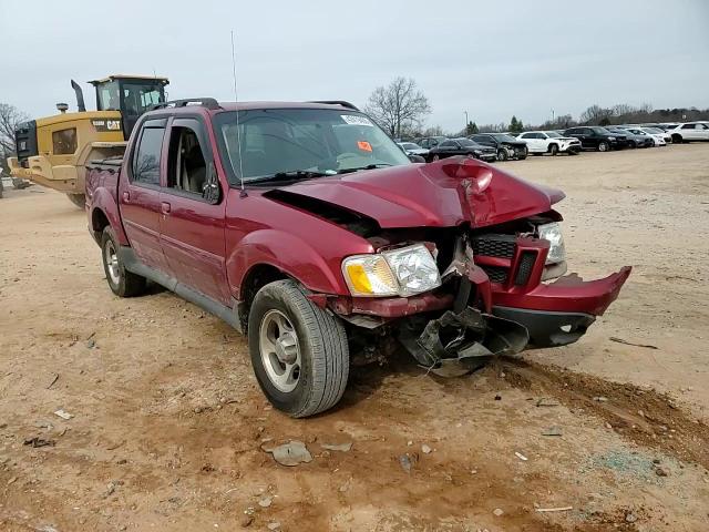 2004 Ford Explorer - Image 10