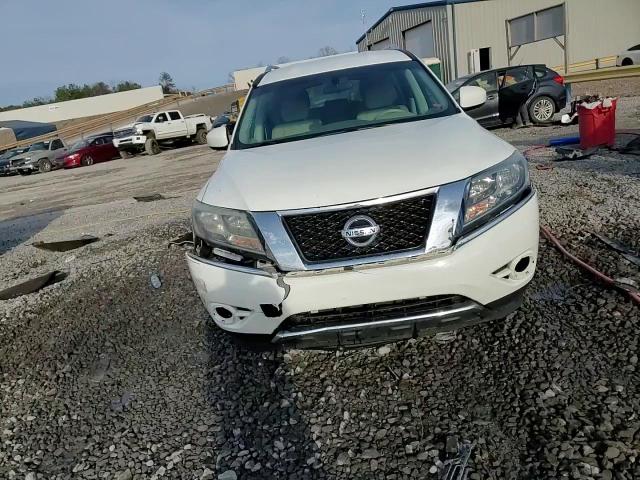 2015 Nissan Pathfinder - Image 14