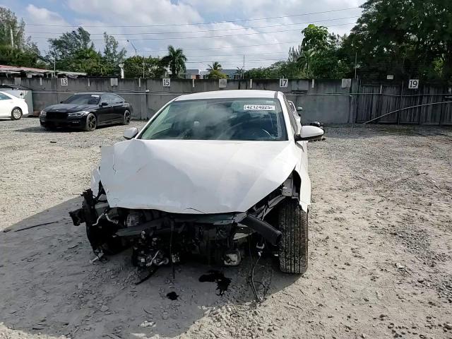 2019 Kia Forte - Image 11